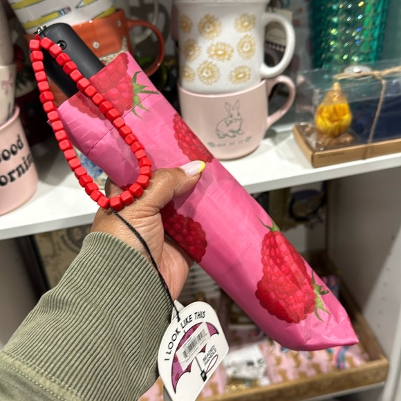 NWT Raspberry Beaded Handle Umbrella - Picture 1 of 1